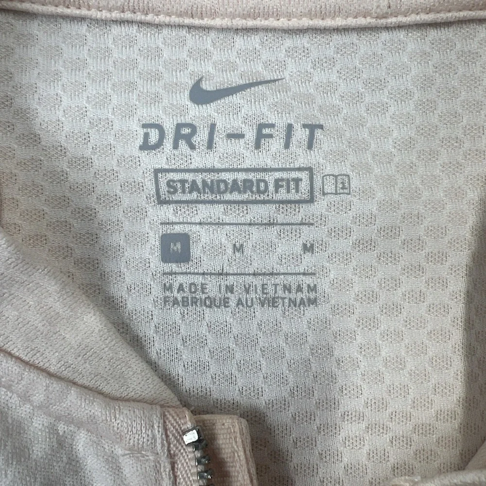 Nike Dri-Fit Women's Polo Pink /‎ Peach Size M Medium.  1/4 Zip Short Sleeve.
